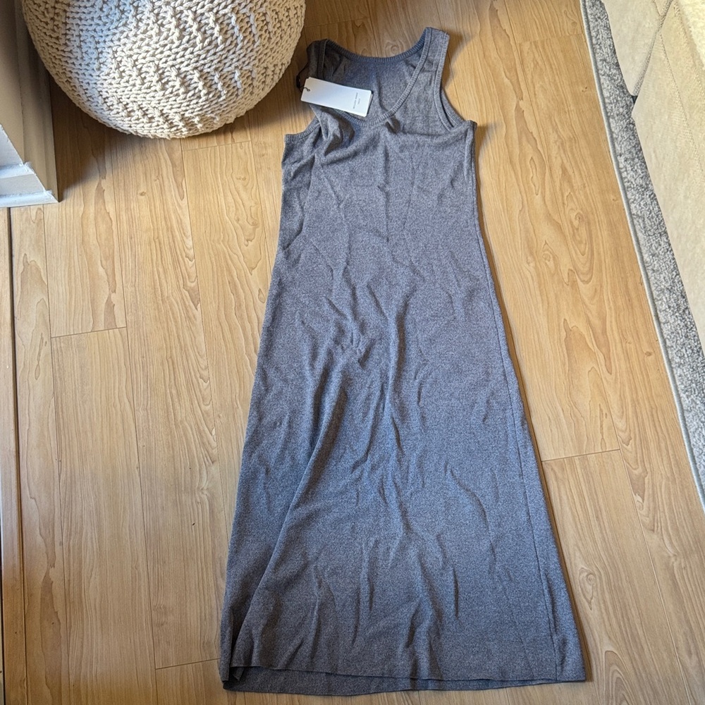 Chic Gray Sleeveless Maxi Dress